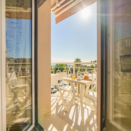Bambinopoli Al Mare * ألبا أدرياتيكا